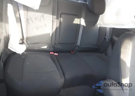 2016 Chevrolet Trax 1Ls z USA, uszkodzony, nr VIN KL7CJKSB3GB761959